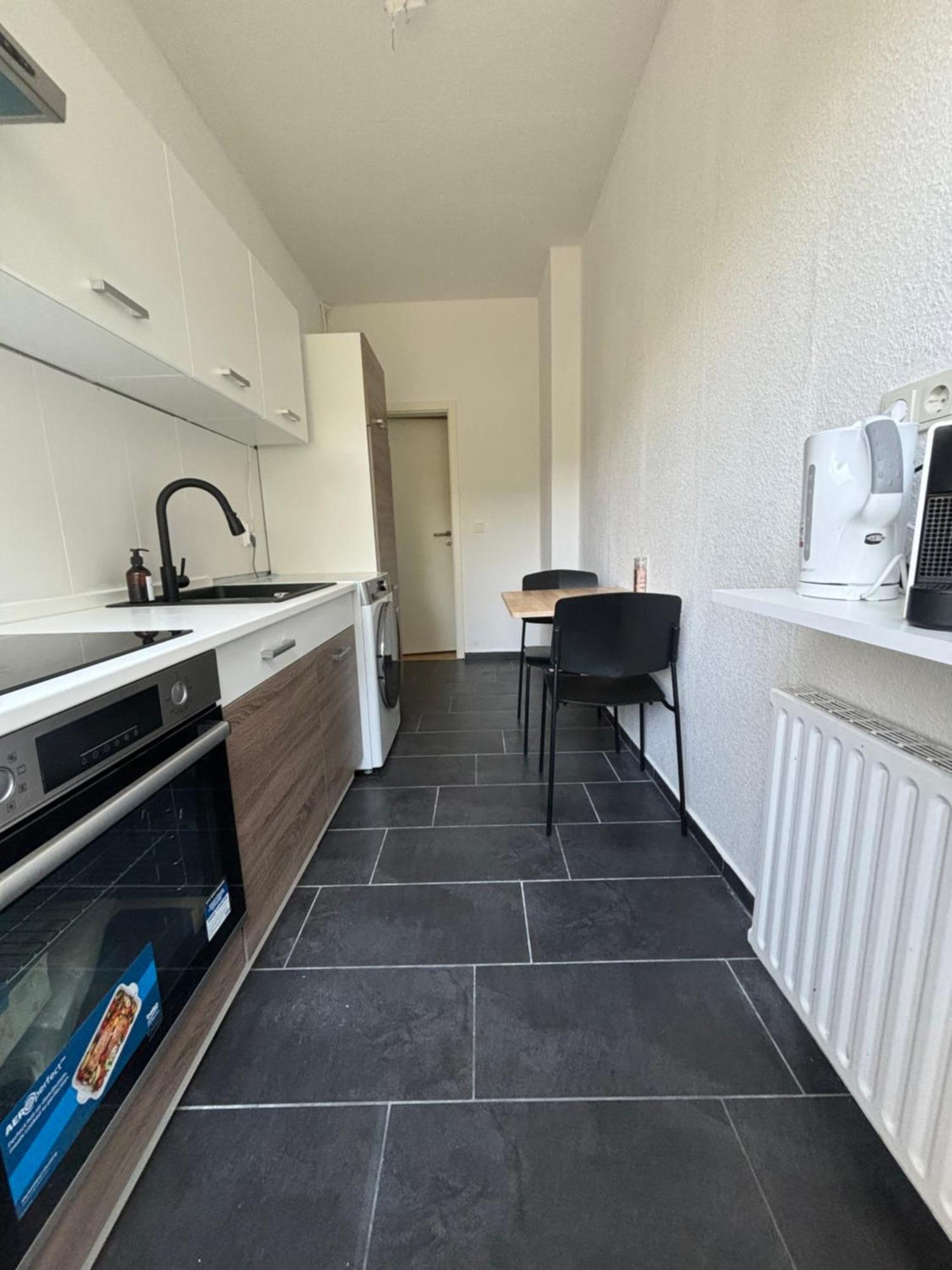 Cozy Apartment In Hannover Central エクステリア 写真